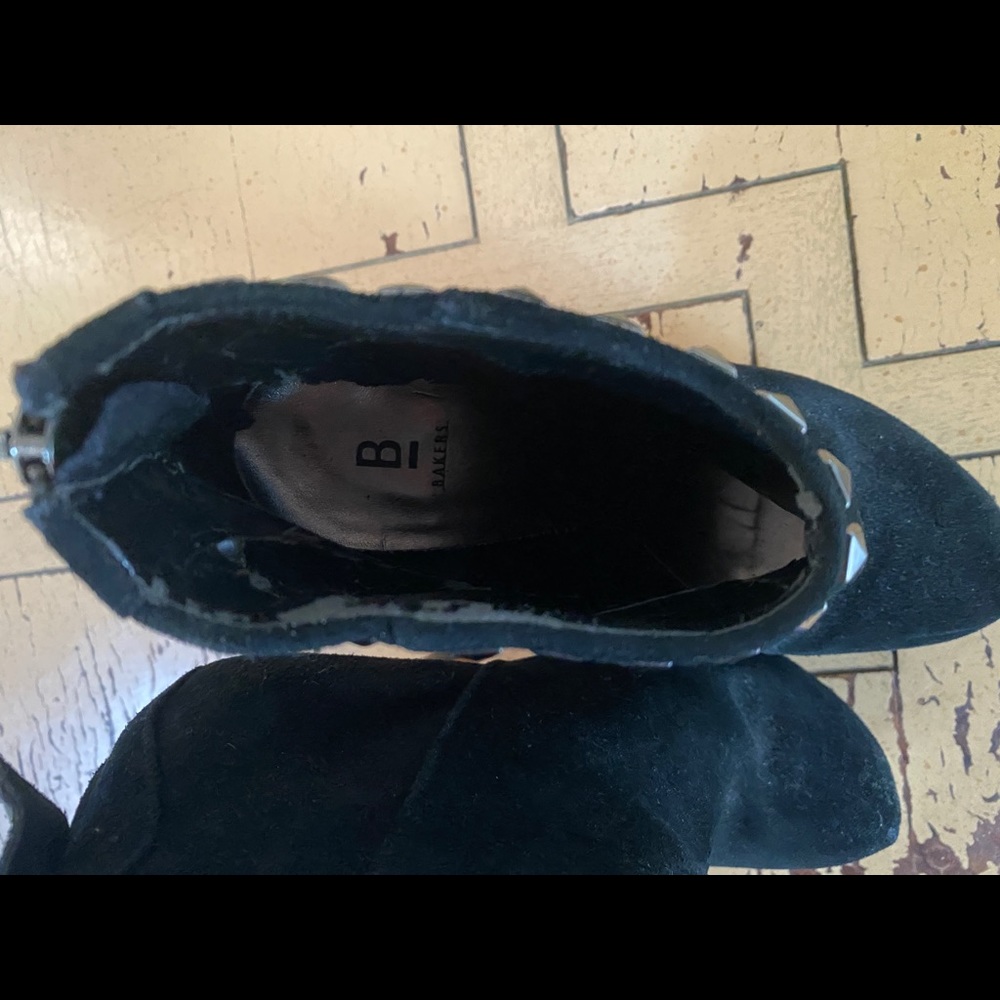 Bakers Booties with Studs - Picture 10 of 11